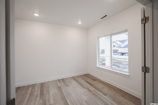 694 E 1150 S, Hyrum, UT 84319 — photo 4