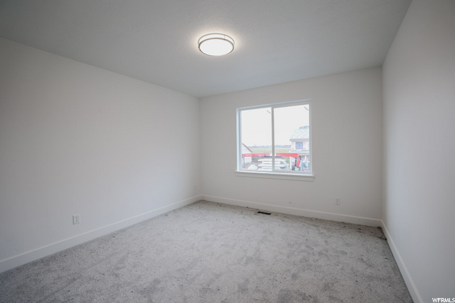 694 E 1150 S, Hyrum, UT 84319 — photo 12