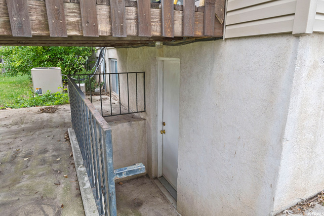 967 S 200 E, Layton, UT 84041 — photo 10