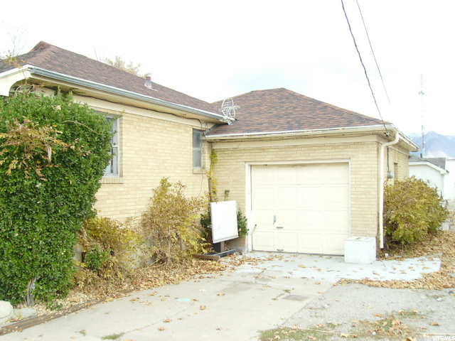 5480 S 2000 W, Roy, UT 84067 — photo 2