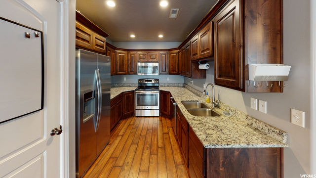 1851 E Whitetail Dr, Layton, UT 84040 — photo 5