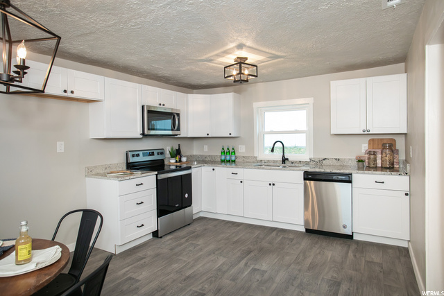 69 E Silver Ave, Stockton, UT 84071 — photo 9