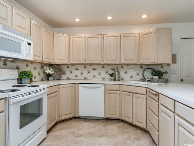 880 E 5700 S, Ogden, UT 84405 — photo 10