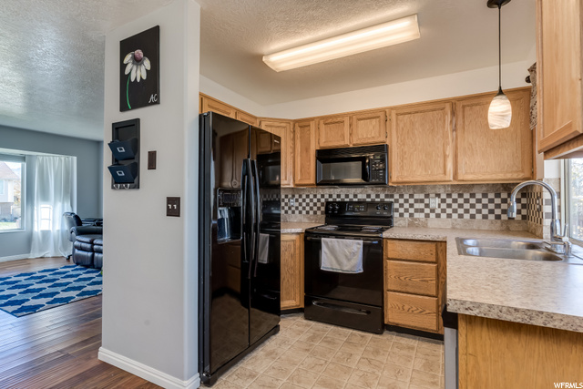 5317 S 2690 W, Roy, UT 84067 — photo 9
