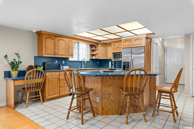 9199 S Peruvian Dr E, Sandy, UT 84093 — photo 5