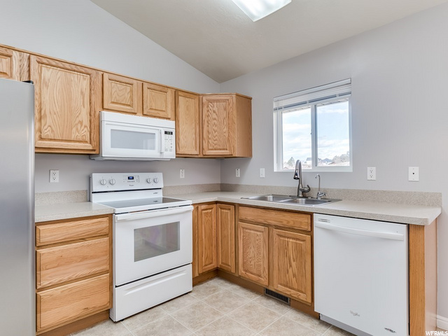 225 E Appaloosa Way S, Willard, UT 84340 — photo 7