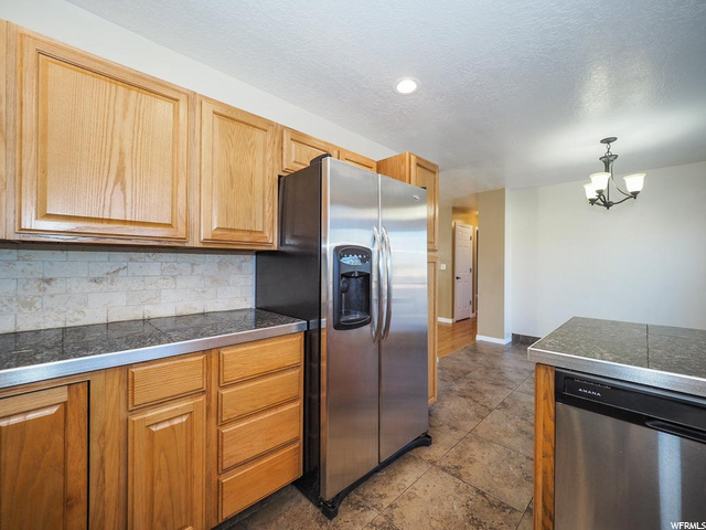 255 E 800 S, Layton, UT 84041 — photo 5