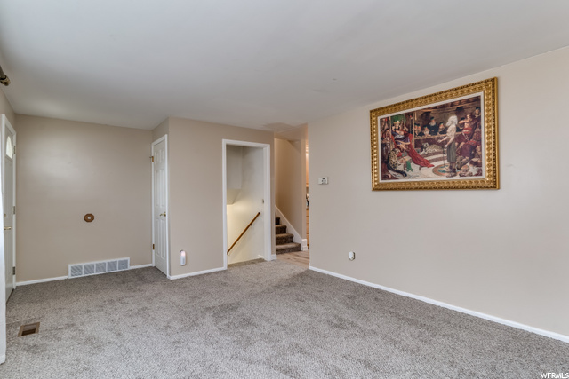 607 W 1750 N, Clinton, UT 84015 — photo 3