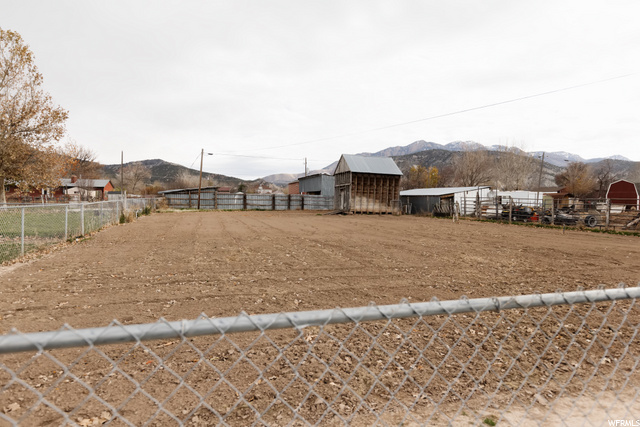 658 N 200 E, Nephi, UT 84648 — photo 6