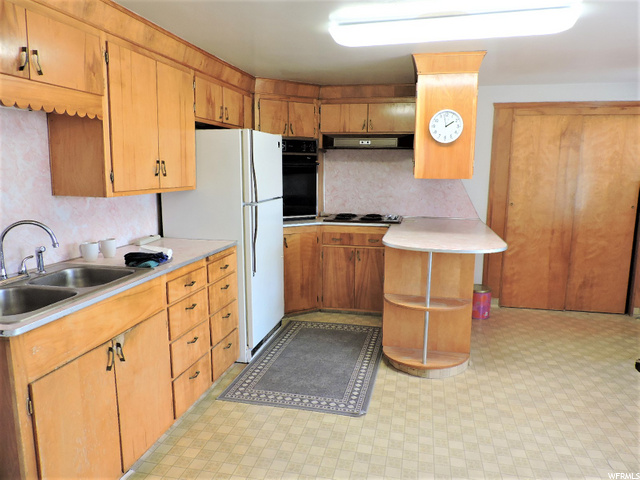576 W 100 N, Delta, UT 84624 — photo 5