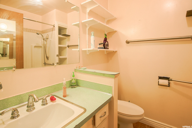 5976 S 2100 W, Roy, UT 84067 — photo 12