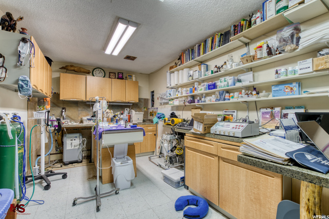 484 S 100 E, Kanab, UT 84741 — photo 12