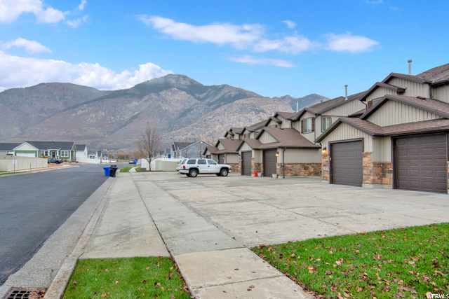 463 E 1525 N, North Ogden, UT 84414 — photo 3