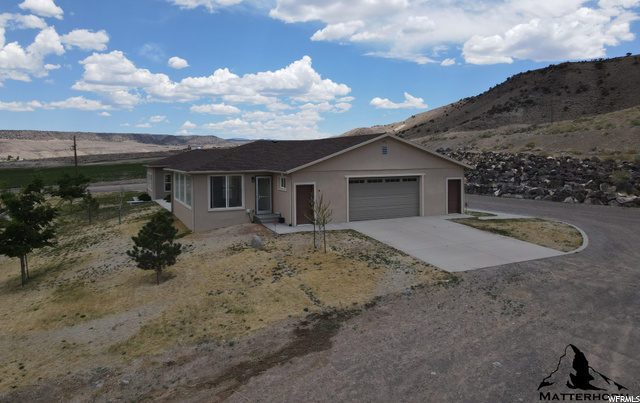 15 W Point Rd, Fremont, UT 84747 — photo 5