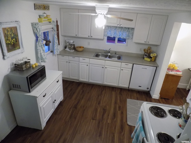 22 Dodge St, Helper, UT 84526 — photo 5