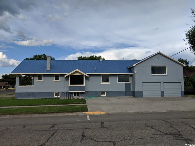 106 E 1st S, Rexburg, ID 83440 — photo 3