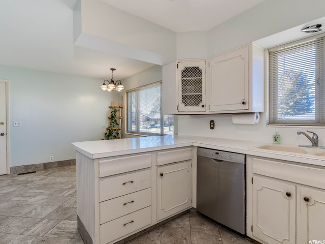 525 S 1200 E, Bountiful, UT 84010 — photo 5