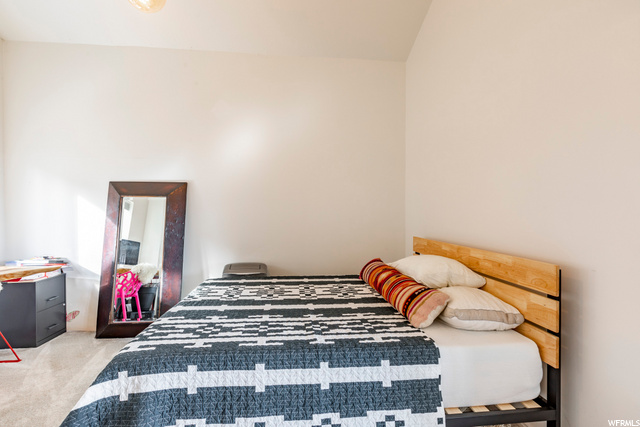 200 Parkview