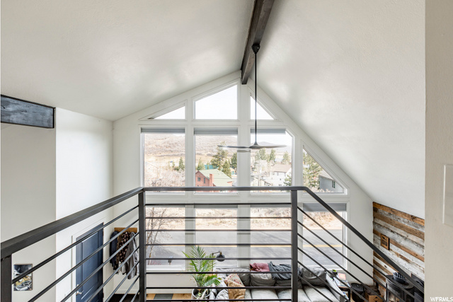 200 Parkview