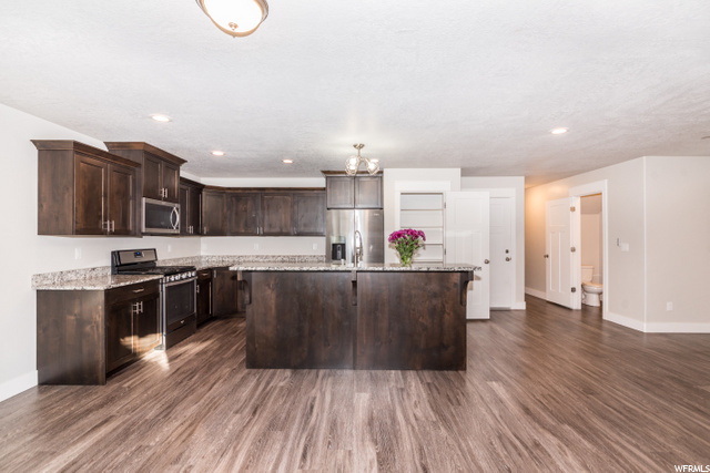 255 W 40 N, Hyrum, UT 84319 — photo 4