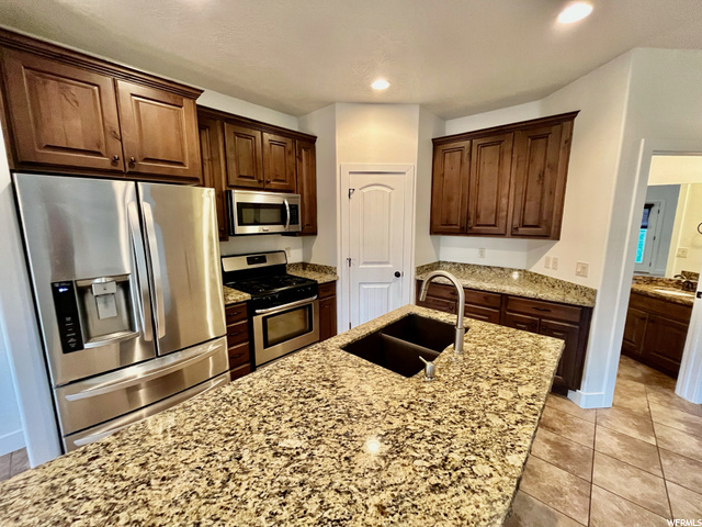 828 S 1770 W, Orem, UT 84059 — photo 2