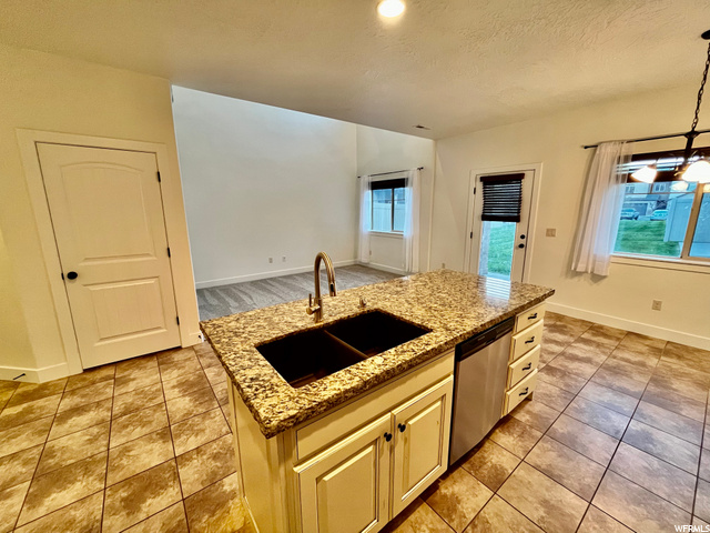 828 S 1770 W, Orem, UT 84059 — photo 4