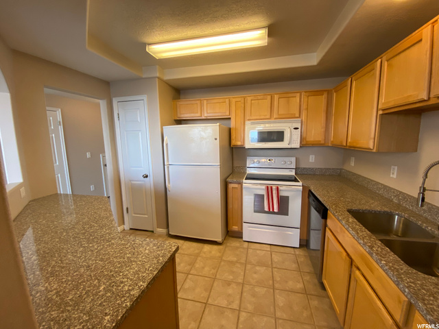 165 E Daisyfield Dr, Draper, UT 84020 — photo 2