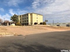2720 E E St, St. George, UT 84790 — photo 4