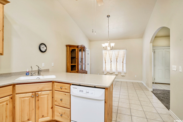 928 W 20 N, Orem, UT 84057 — photo 8