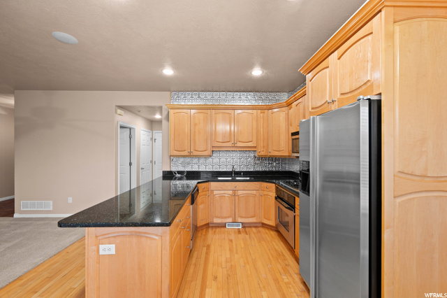205 E White Spruce Cv, Sandy, UT 84070 — photo 10