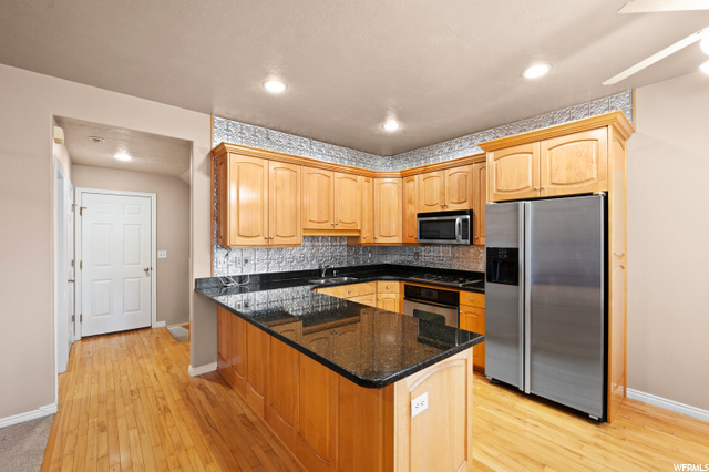 205 E White Spruce Cv, Sandy, UT 84070 — photo 9