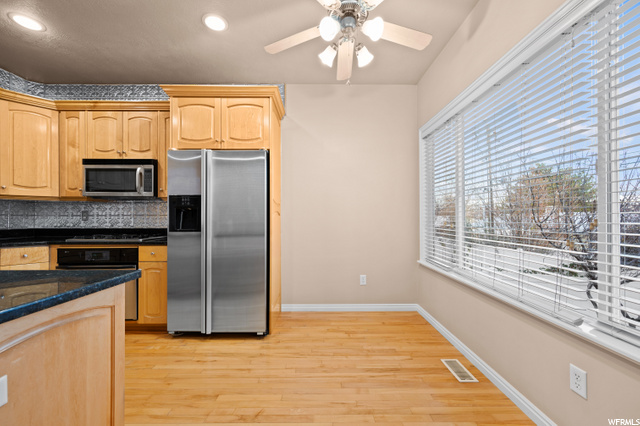 205 E White Spruce Cv, Sandy, UT 84070 — photo 8