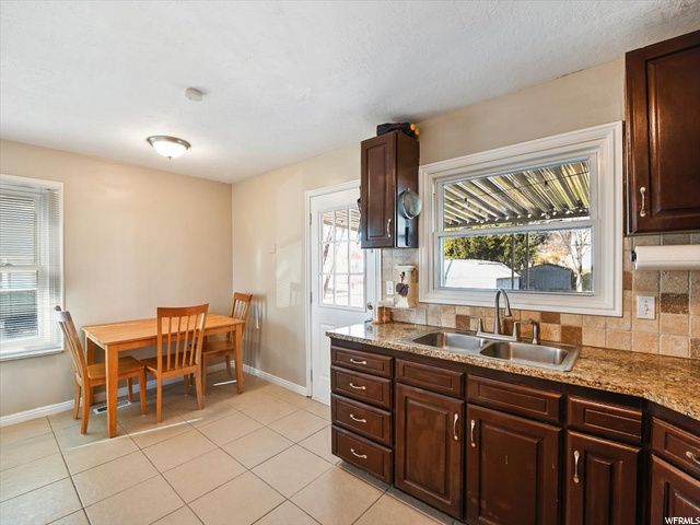 22 S Villa Dr, Clearfield, UT 84015 — photo 9