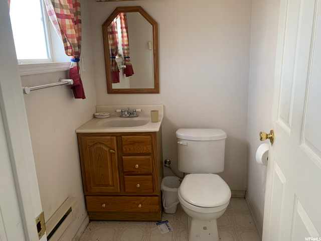 135 E 1st St S, Paris, ID 83261 — photo 8