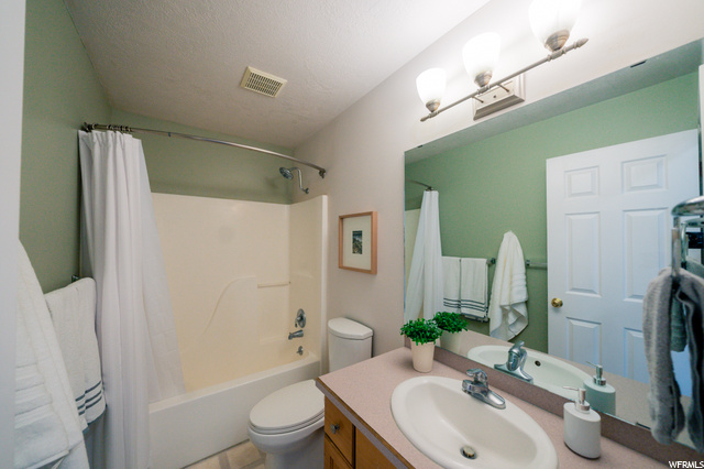 135 N 250 E, Millville, UT 84326 — photo 11