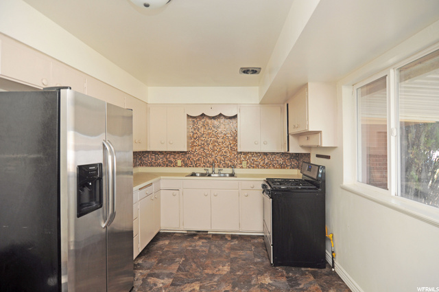 5151 S 2275 W, Roy, UT 84067 — photo 7