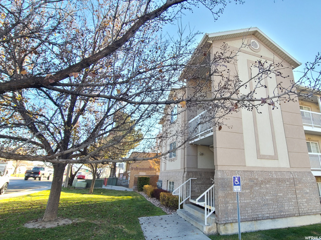 1205 W 160 N, Orem, UT 84057 — photo 2