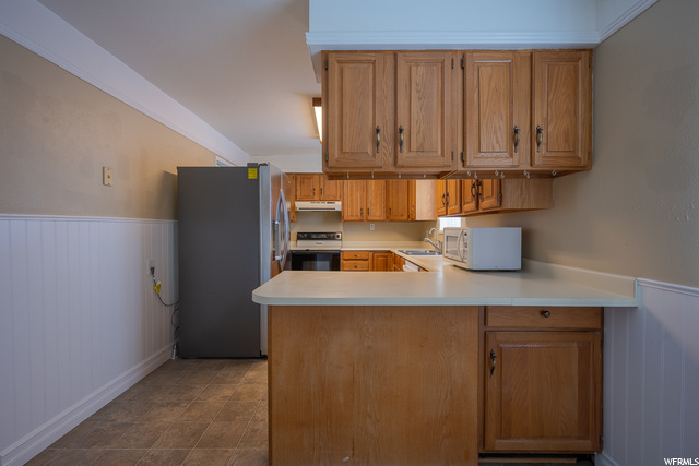 38 W 900 N, Bountiful, UT 84010 — photo 8