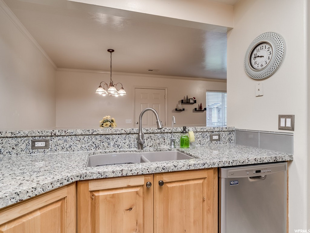 1095 E Healy St S, Ogden, UT 84403 — photo 7