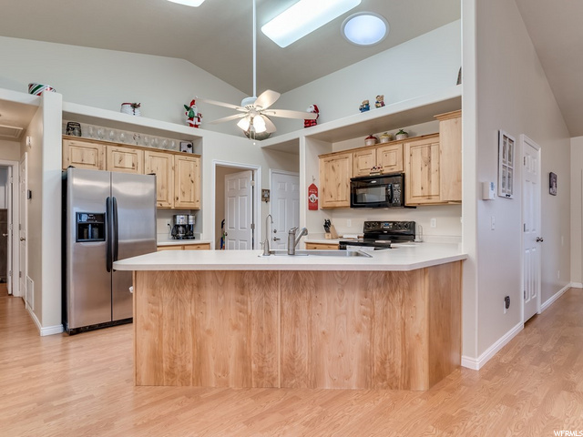 496 Stone Ct, Ogden, UT 84404 — photo 10