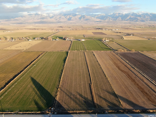 1320 S 400 E, Trenton, UT 84338 — photo 5