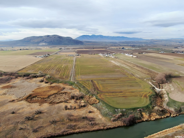 690 S 1200 E, Trenton, UT 84338 — photo 9