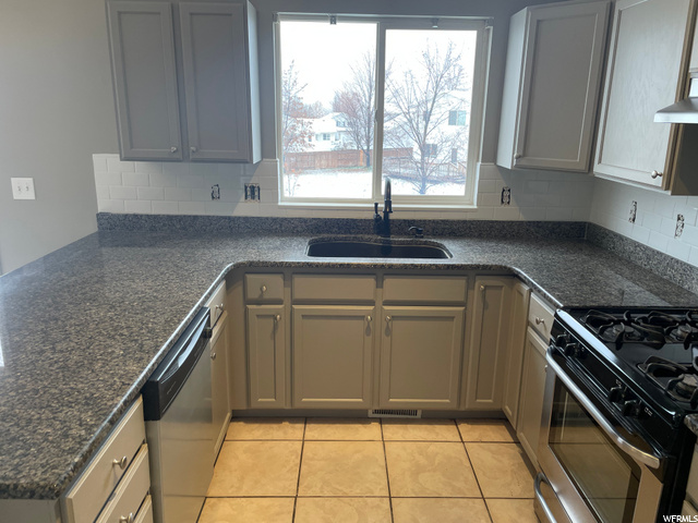 1289 N 2425 W, Layton, UT 84041 — photo 5