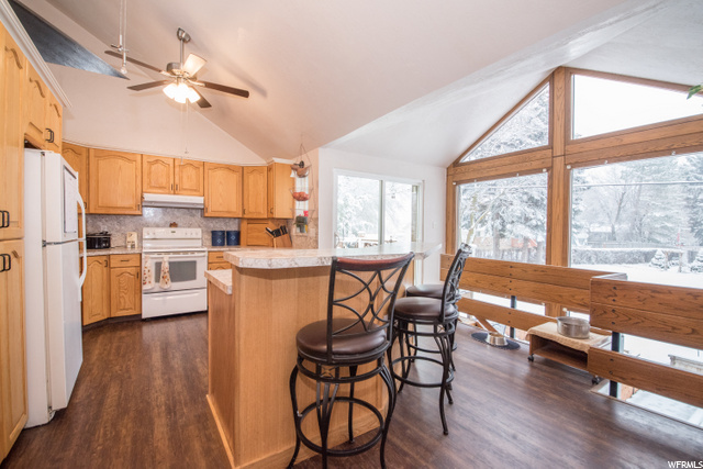 520 E 300 S, Hyrum, UT 84319 — photo 2