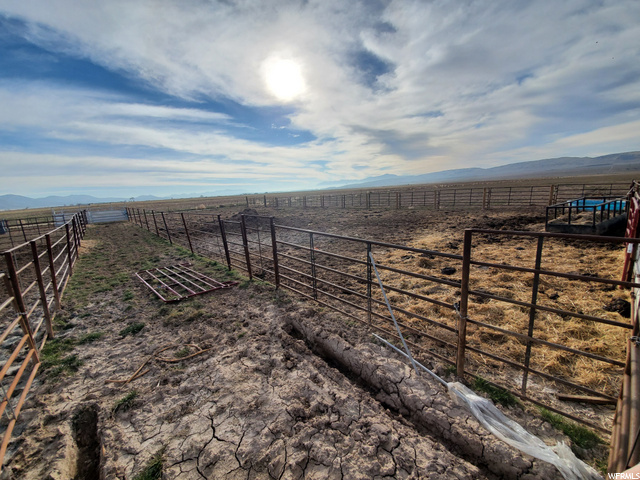 Levan, UT 84639 — photo 4