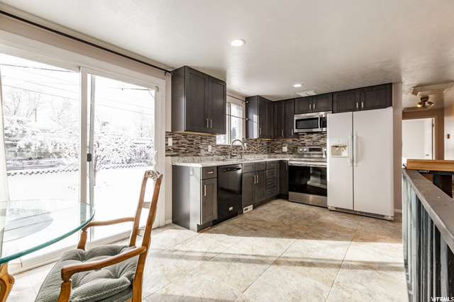 186 E Carlson Ave, Midvale, UT 84047 — photo 6