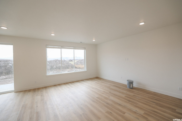 664 E 1150 S, Hyrum, UT 84319 — photo 6