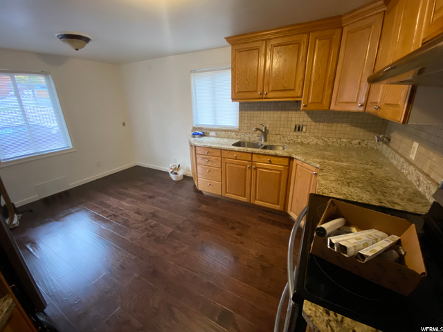 209 E 2200 S, Bountiful, UT 84010 — photo 6