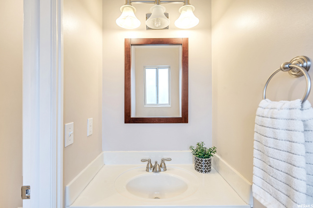 2268 E Deer Run Dr, South Weber, UT 84405 — photo 11