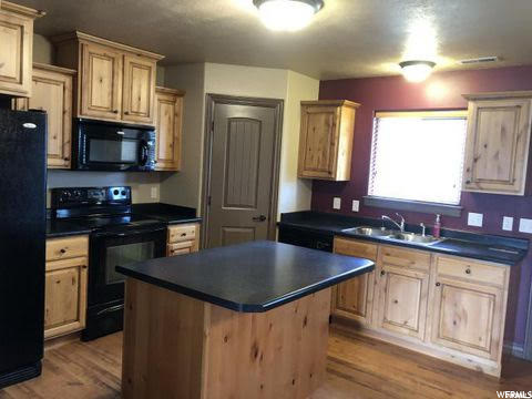233 E 500 N, Roosevelt, UT 84066 — photo 2
